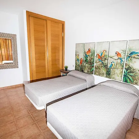 Zoad Villa Antigua